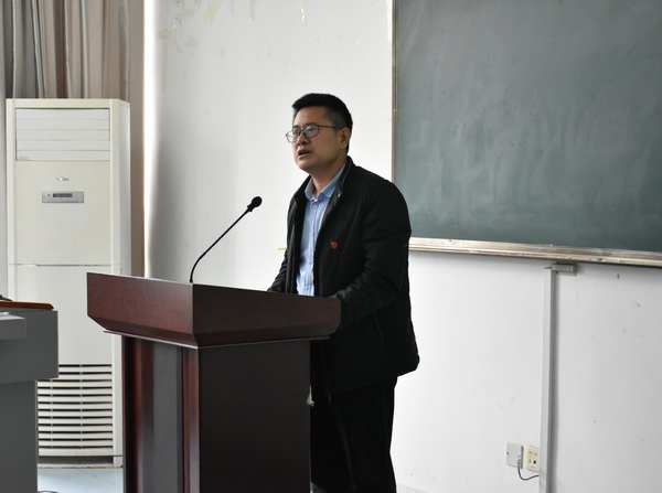 副书记顾连忠作总结发言_调整大小.png